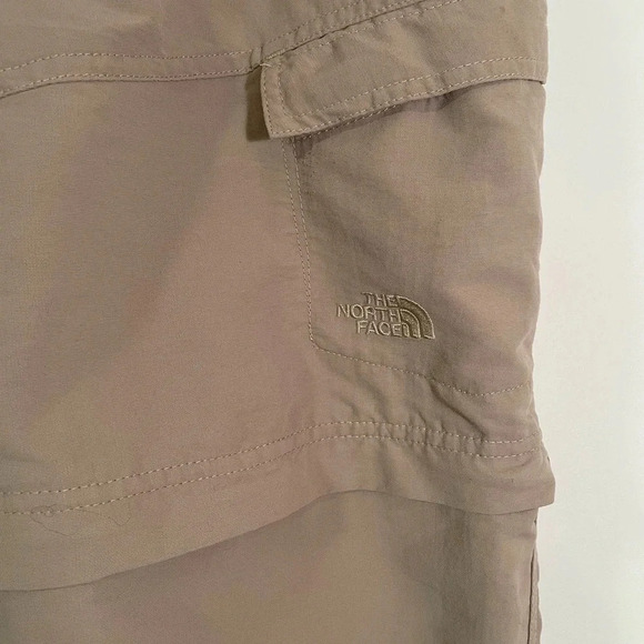 The North Face Versatile 100% Khaki Nylon Pants/Shorts/Capris, Size 12S - Picture 7 of 10